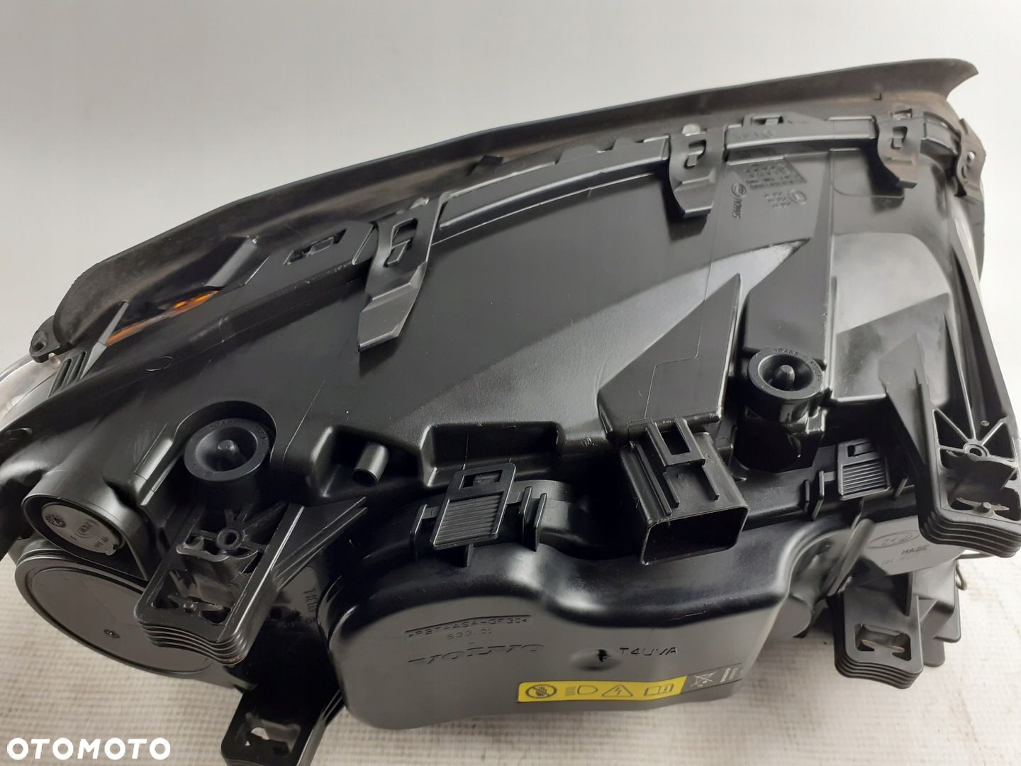Lampa lewa przód Volvo XC70 V70 S80 xenon 07-13r. - 9