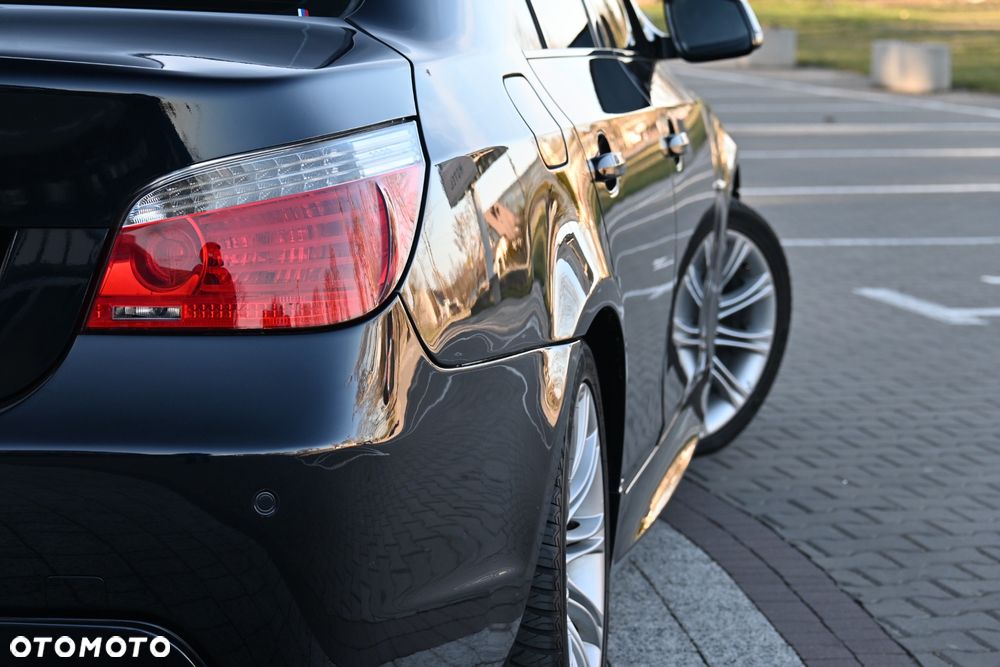 BMW Seria 5 520i Edition Sport - 16