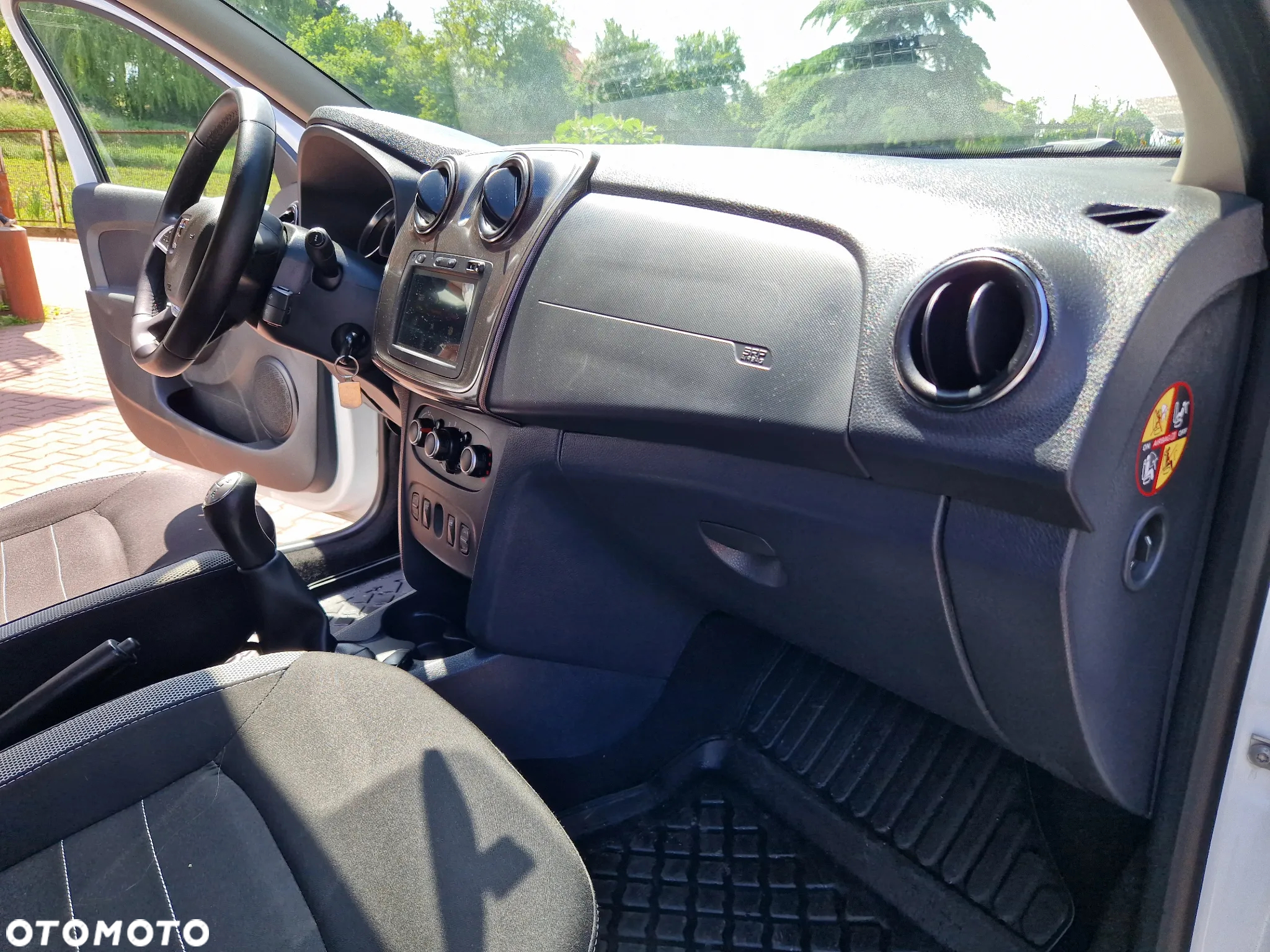 Dacia Sandero 0.9 TCe Laureate S&S - 26