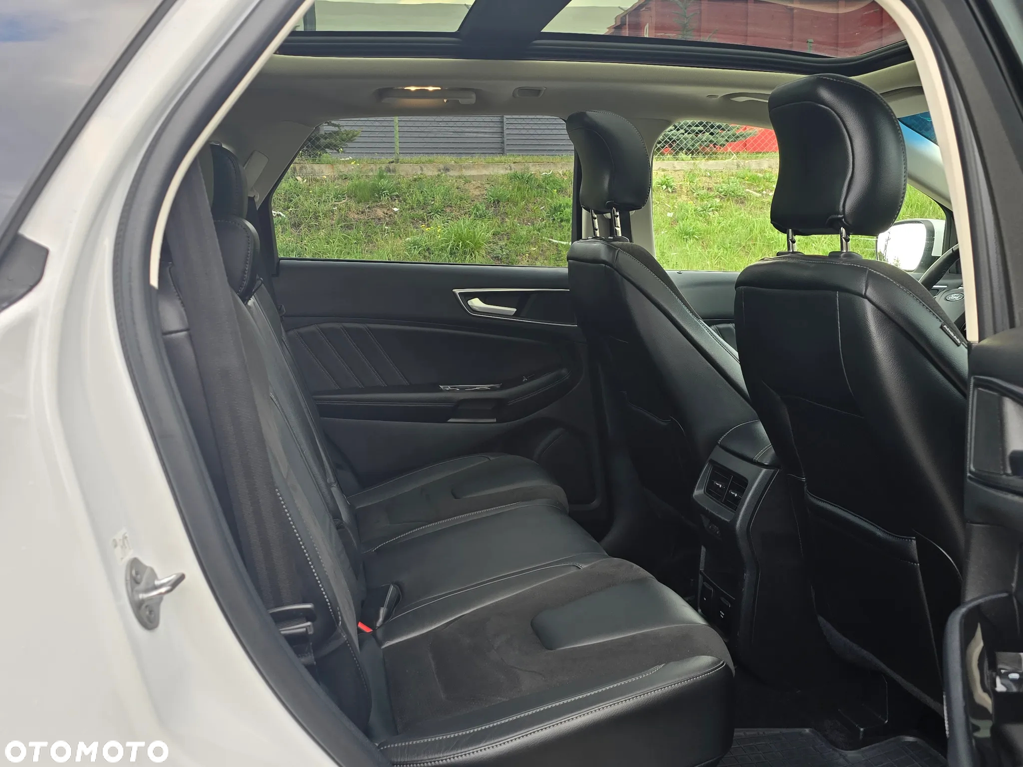 Ford Edge 2.0 TDCi Bi-Turbo 4x4 ST-LINE - 13