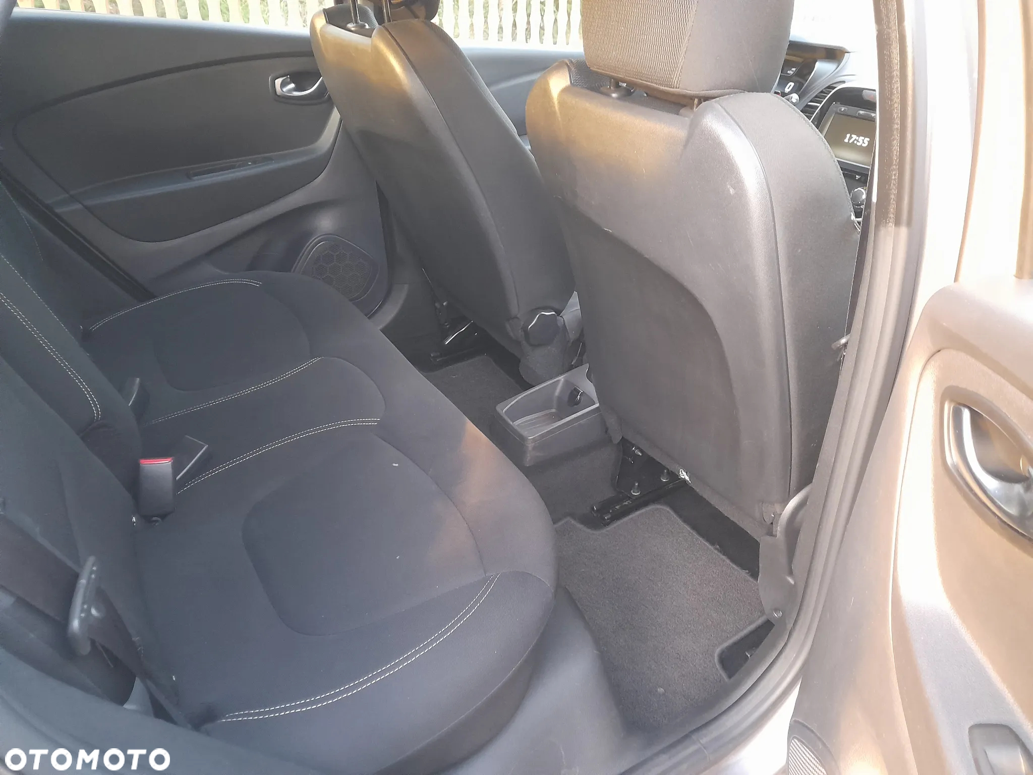 Renault Captur - 12
