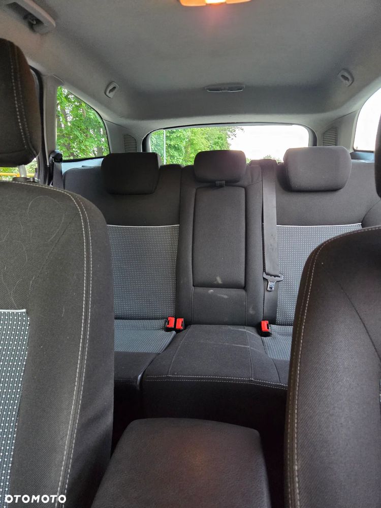 Ford Mondeo 2.0 TDCi Trend - 14