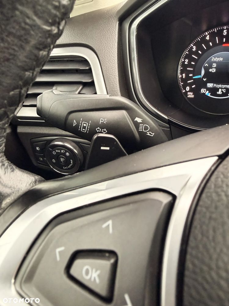 Ford Mondeo 2.0 TDCi Titanium PowerShift - 19