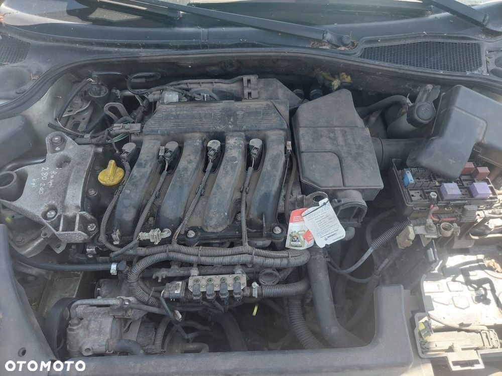 SILNIK BENZYNOWY SŁUPEK RENAULT LAGUNA II F4P774 - 1