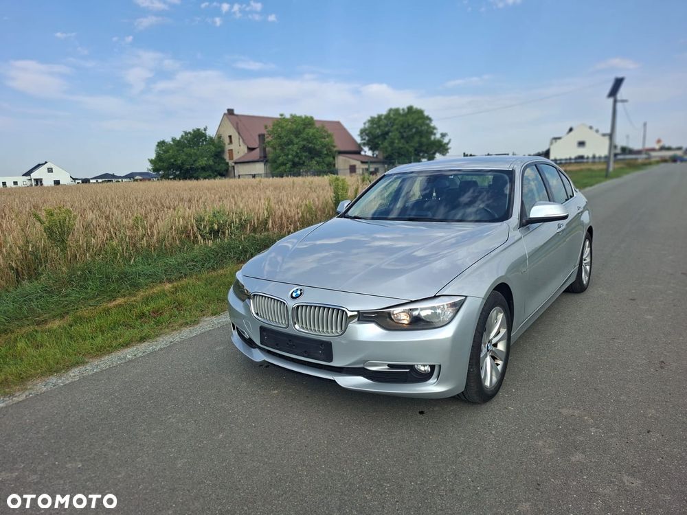 BMW Seria 3 318d Blue Performance Sport Line - 1