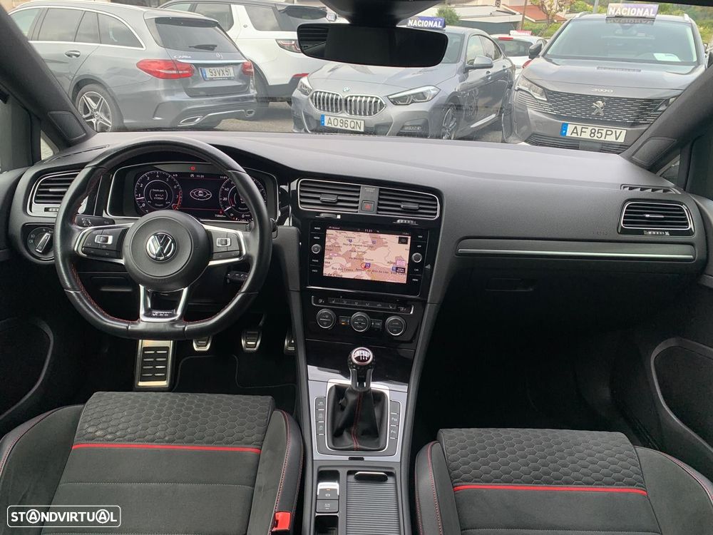 VW Golf 2.0 TSI GTI Performance - 19