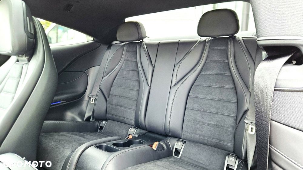 Mercedes-Benz CLE - 11