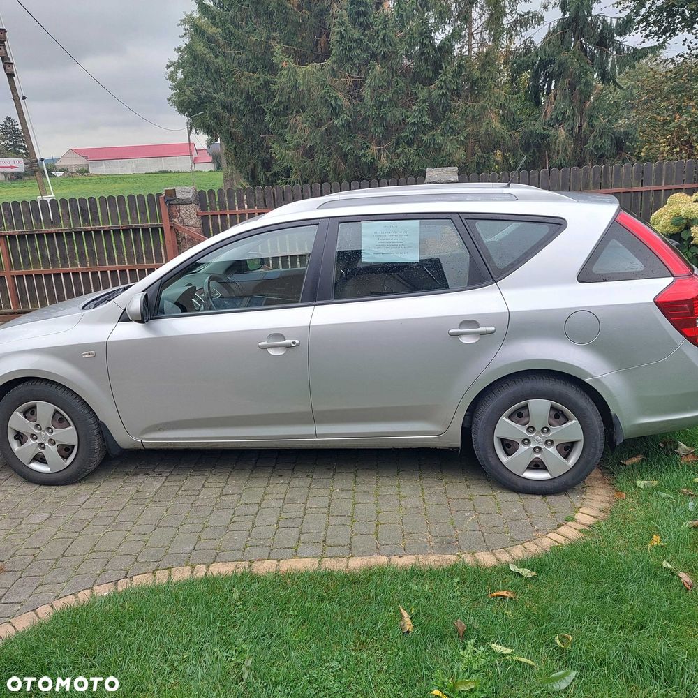 Kia Ceed - 5