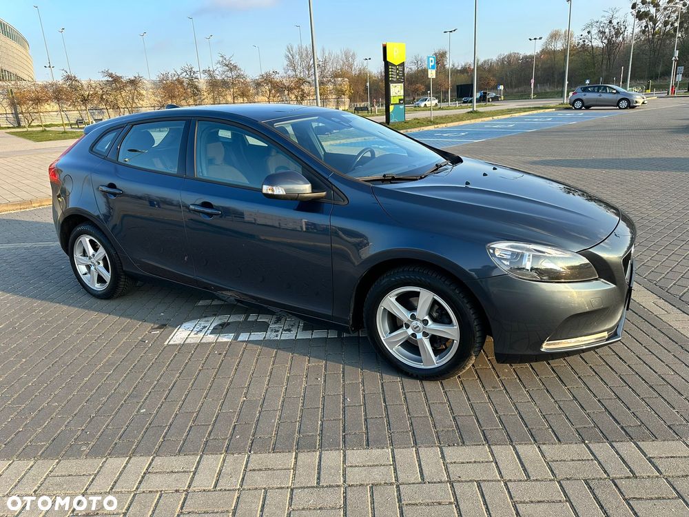 Volvo V40 D2 Drive-E Dynamic Edition - 9