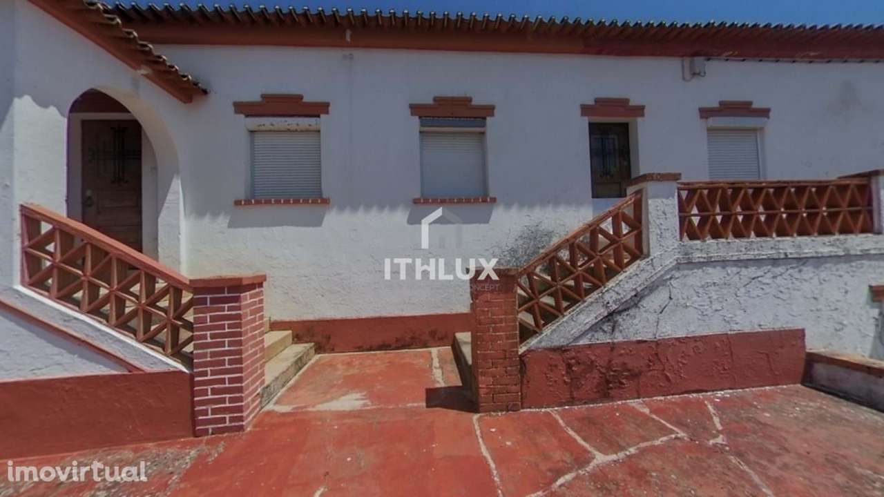 Duas moradias com 19 divisões, localizadas no Bairro Stª LUZIA – Elvas - Grande imagem: 2/44