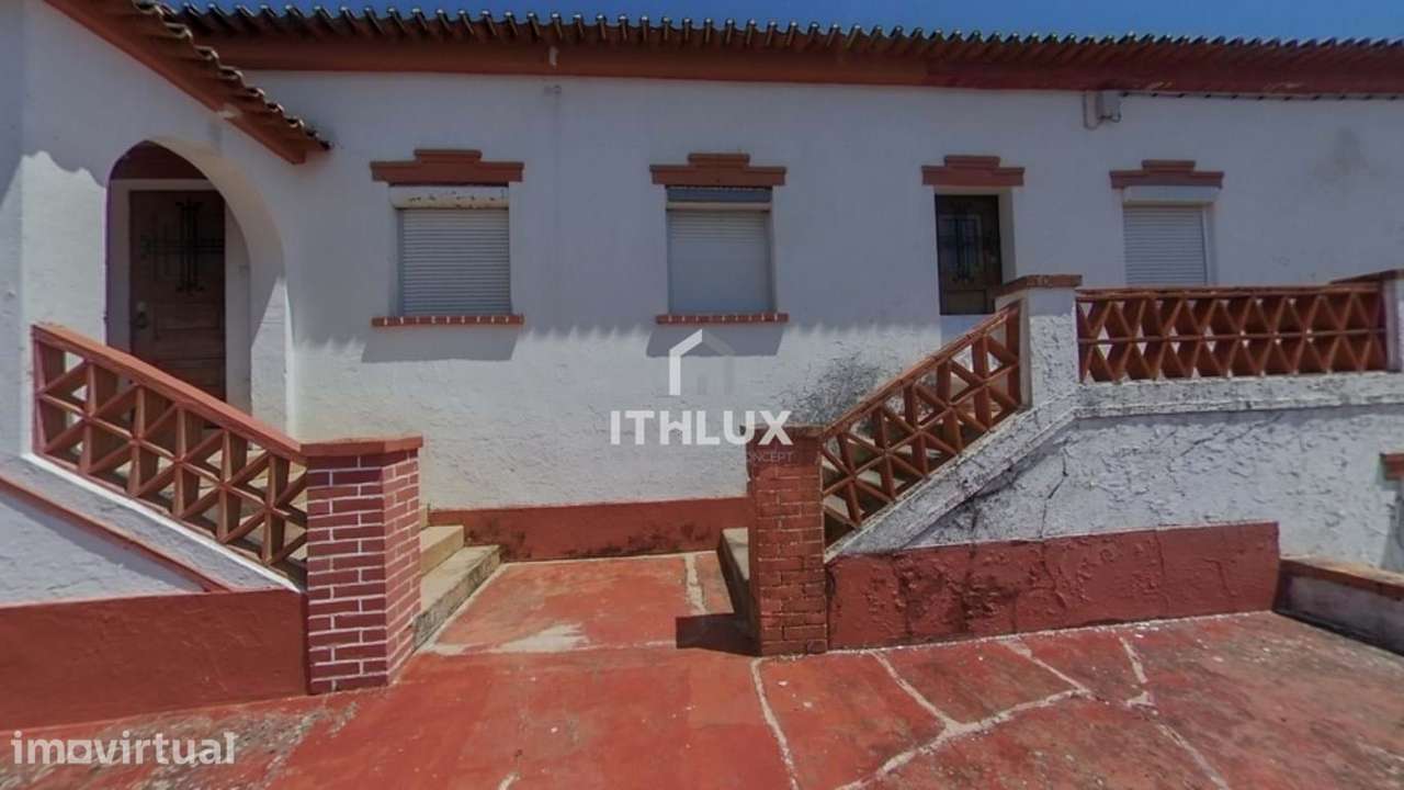 Duas moradias com 19 divisões, localizadas no Bairro Stª LUZIA – Elvas - Grande imagem: 2/44
