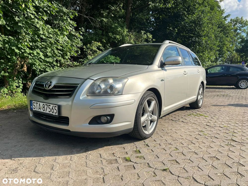 Toyota Avensis 2.2 D-4D Prestige - 30