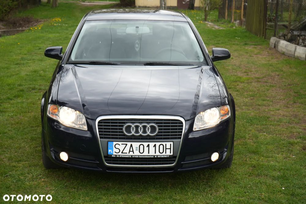 Audi A4 Limousine - 7