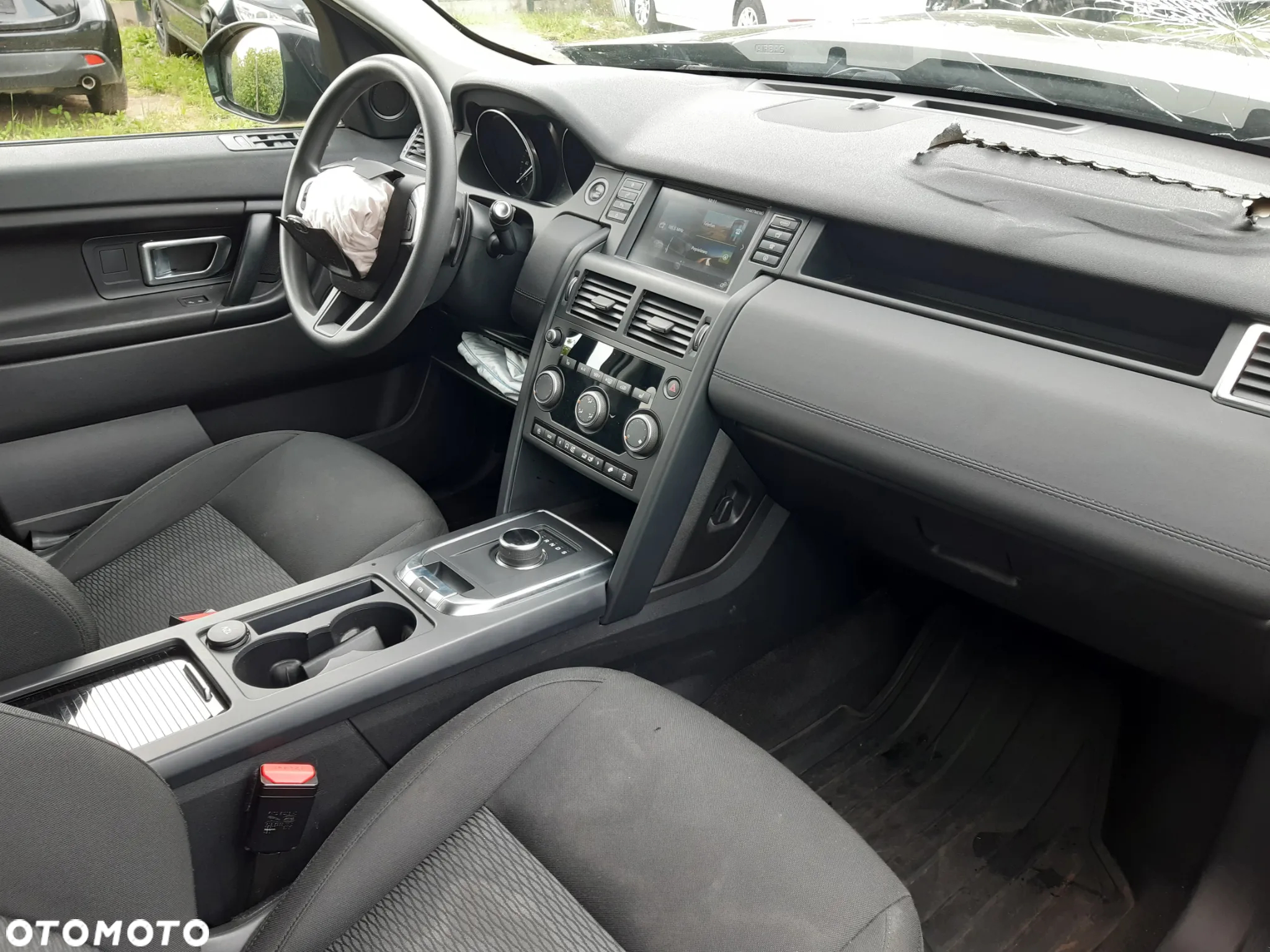 Land Rover Discovery Sport 2.0 D150 R-Dynamic HSE - 14