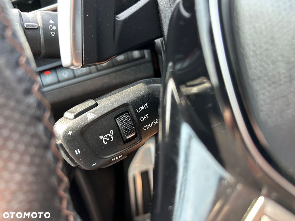 Peugeot 5008 1.6 PureTech GT Pack S&S EAT8 - 20