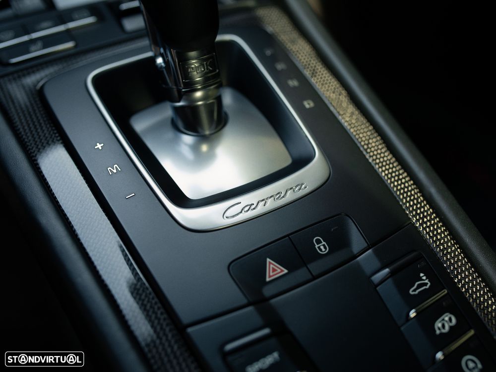 Porsche 911 (991) Carrera 4 GTS PDK - 39