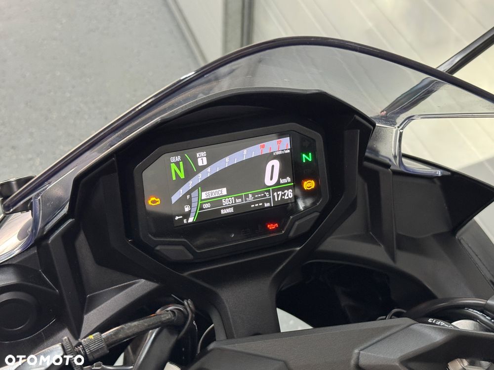 Kawasaki Ninja - 28