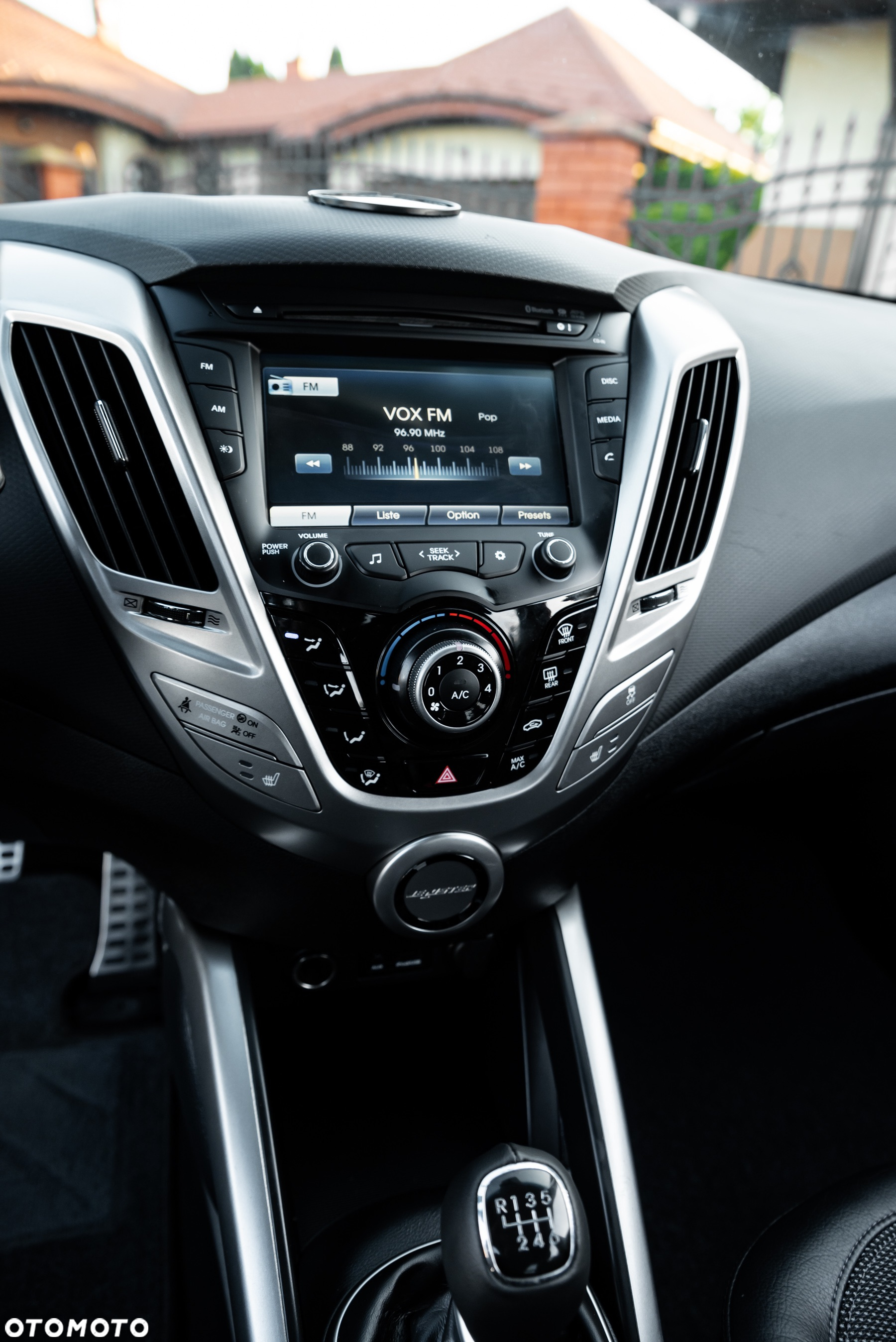 Hyundai Veloster 1.6 GDI Premium - 28