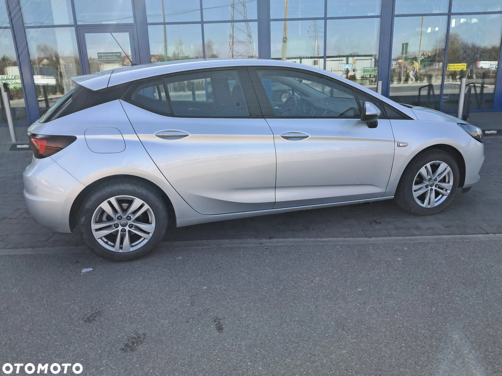 Opel Astra V 1.2 T Edition S&S - 22