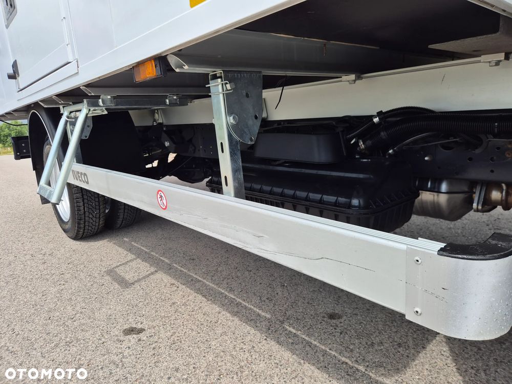 Iveco DAILY 50C15 KONTENER 8 EP BOCZE DRZWI SALON PL 2019R - 22