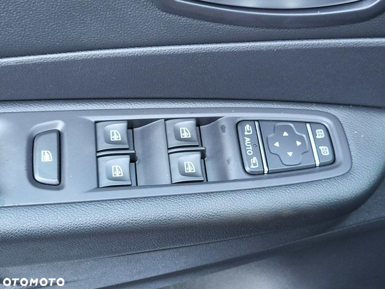 Renault Captur - 31
