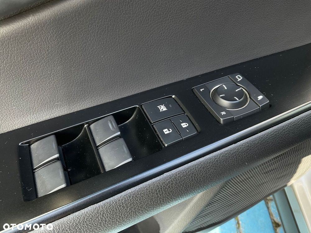 Lexus UX 250h GPF F Sport Design 2WD - 17