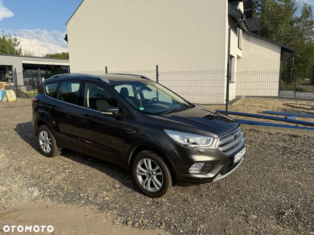 Ford Kuga 1.5 EcoBoost 2x4 Titanium - 10