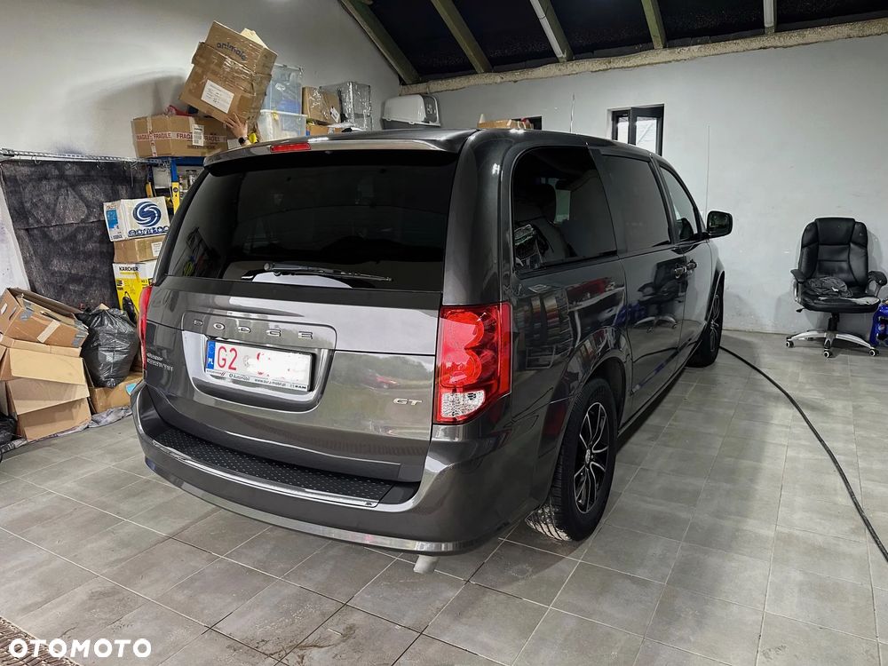 Dodge Grand Caravan 3.6 R/T - 3