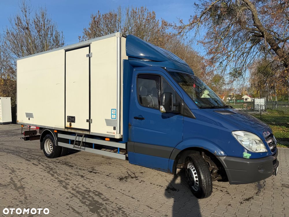 Mercedes-Benz Sprinter - 1