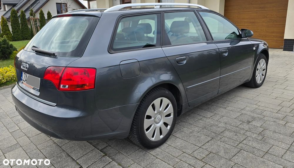 Audi A4 Avant 2.0 TDI - 4