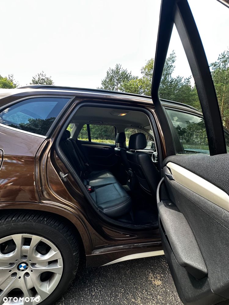 BMW X1 xDrive28i - 12