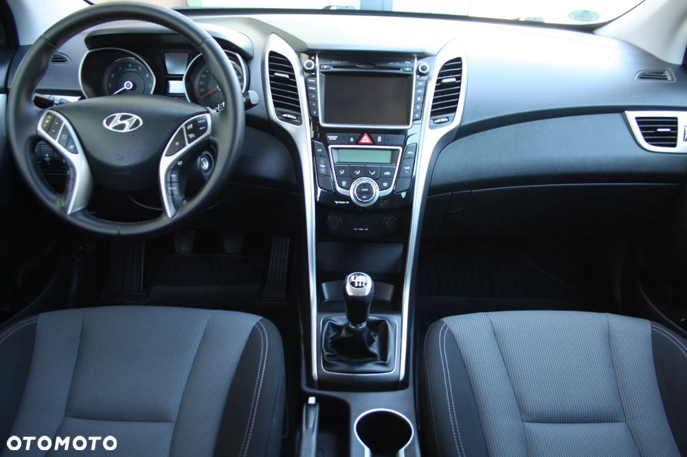 Hyundai i30 1.4 Advantage - 8