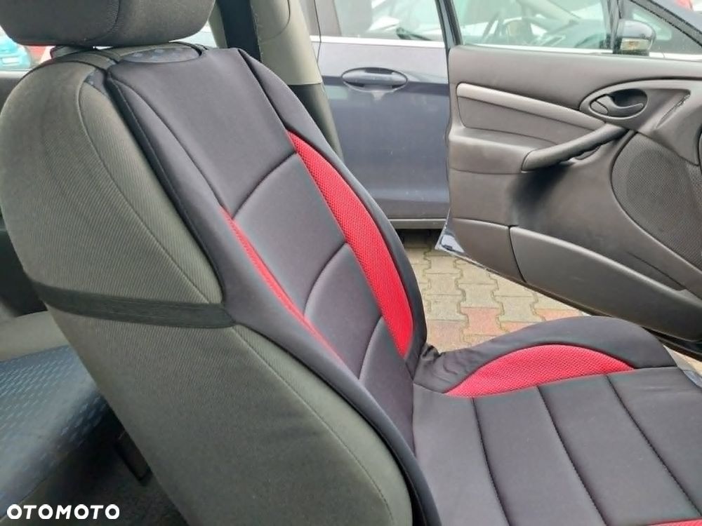 Ford Focus - 10