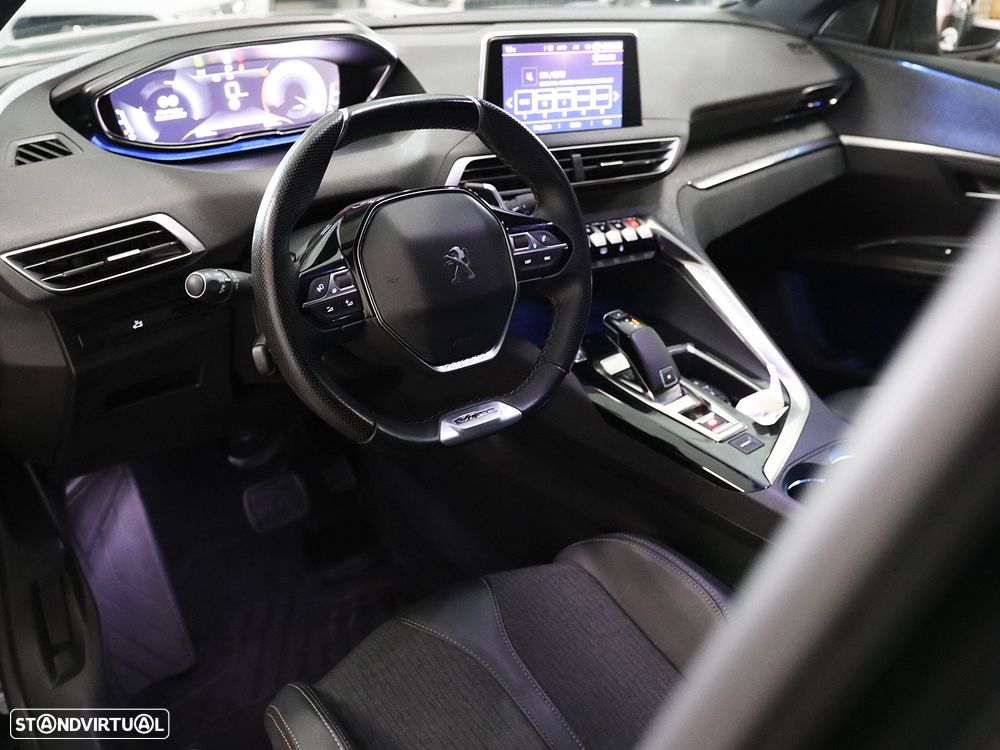 Peugeot 5008 1.5 BlueHDi GT Line J19 EAT8 - 28