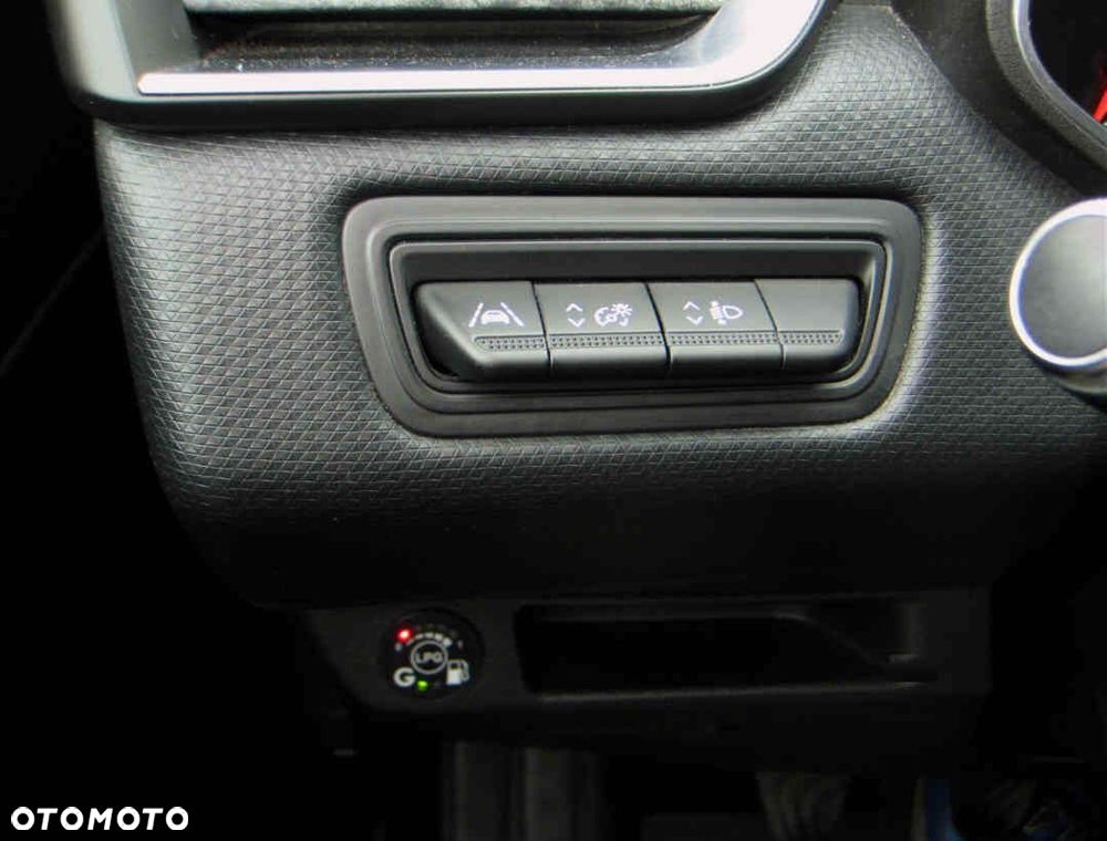 Renault Clio ver-1-0-tce-zen - 17