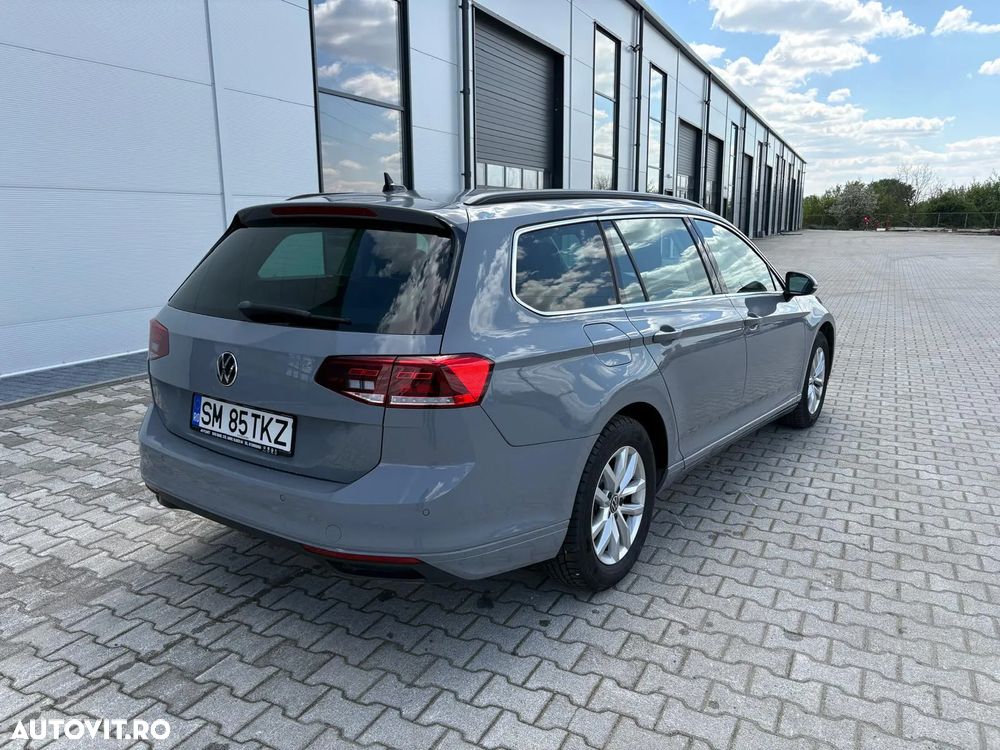 Volkswagen Passat - 18