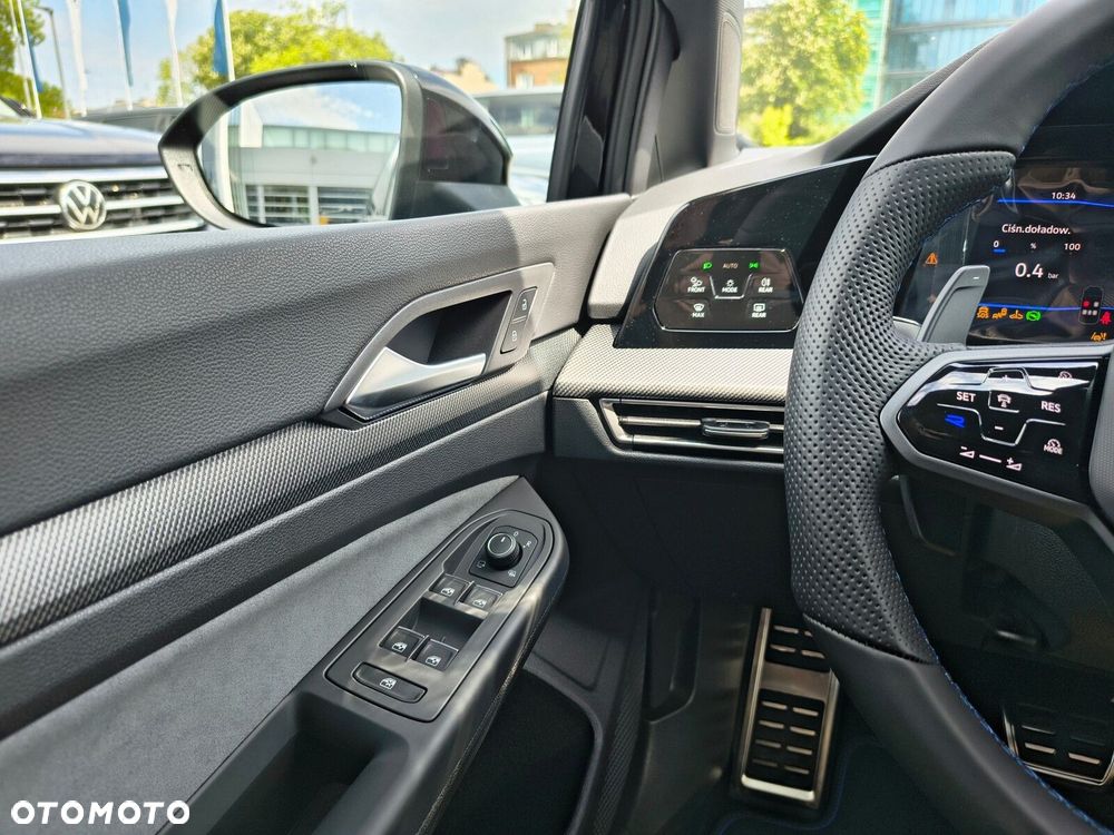 Volkswagen Golf - 19