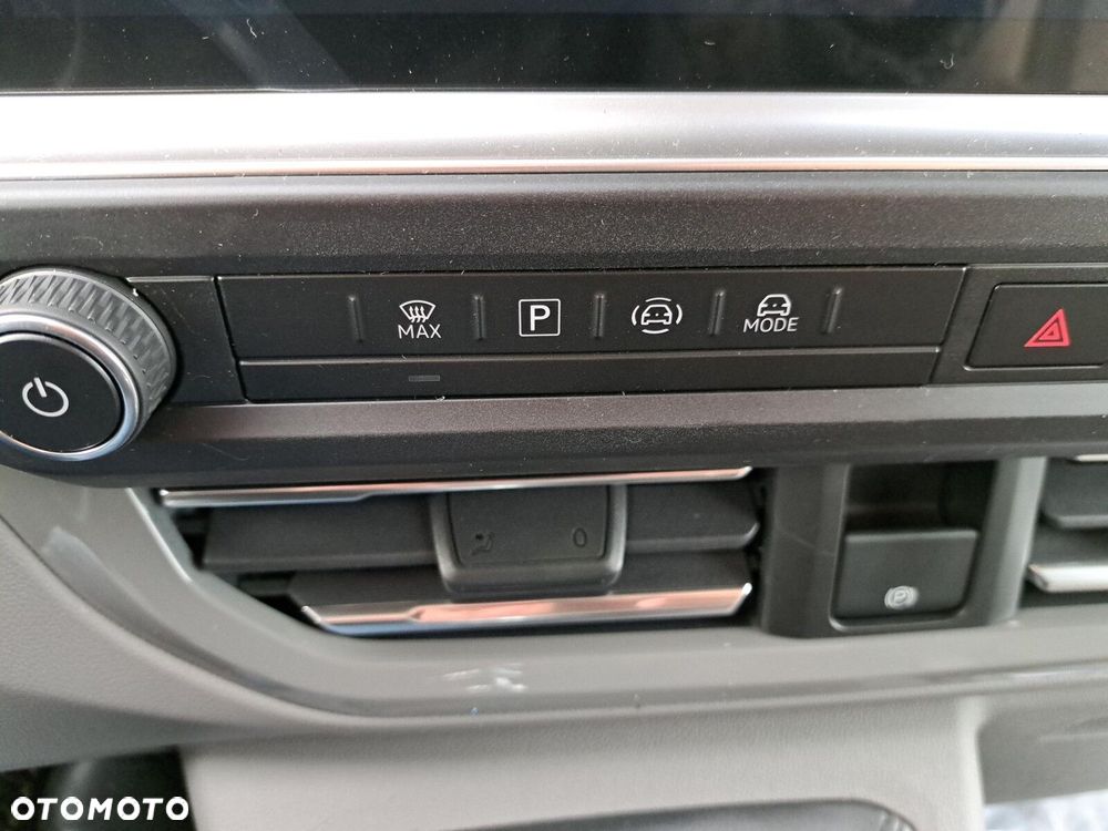 Volkswagen Transporter Furgon L1H1 - 16