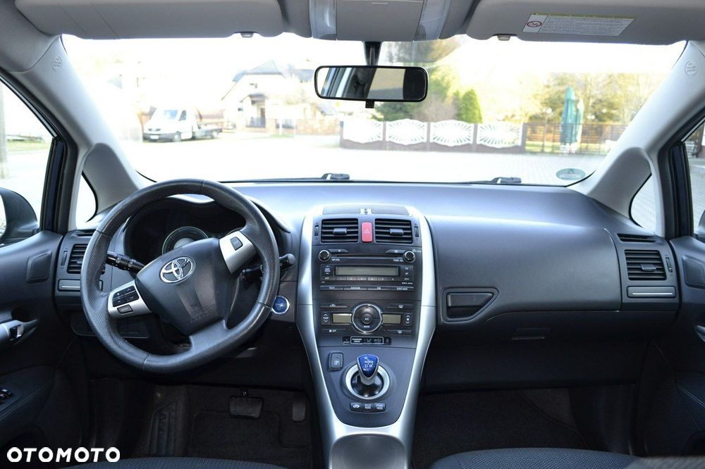 Toyota Auris - 21