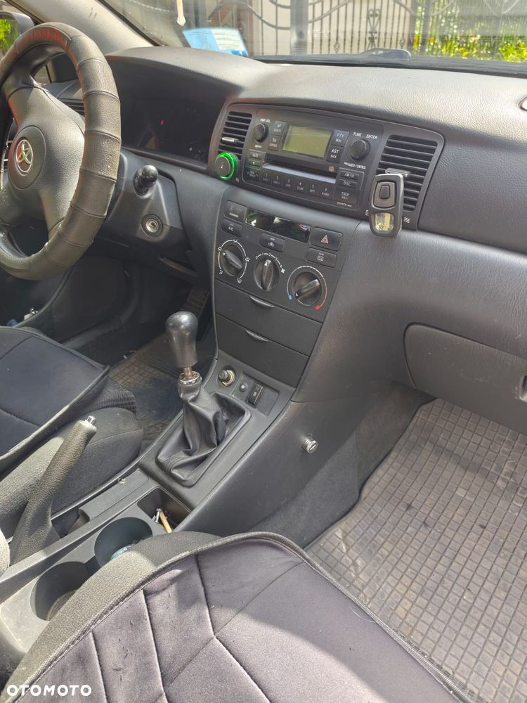 Toyota Corolla - 6