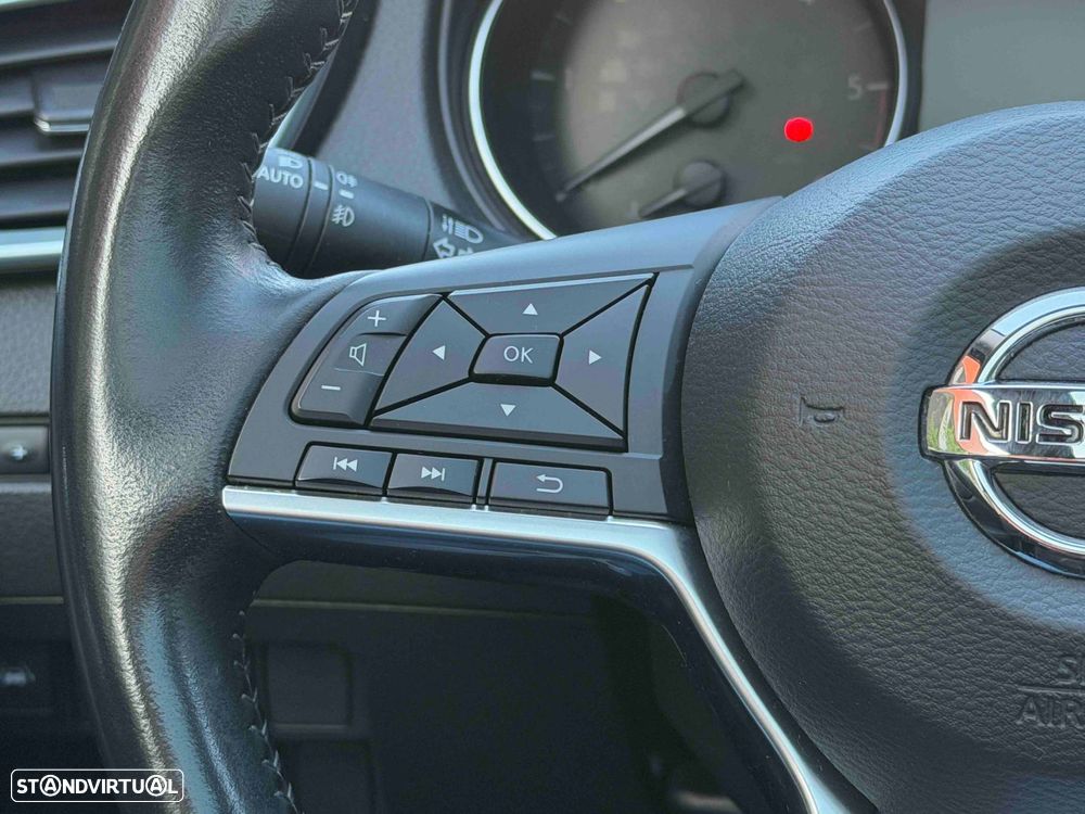 Nissan Qashqai 1.5 dCi N-Connecta - 40