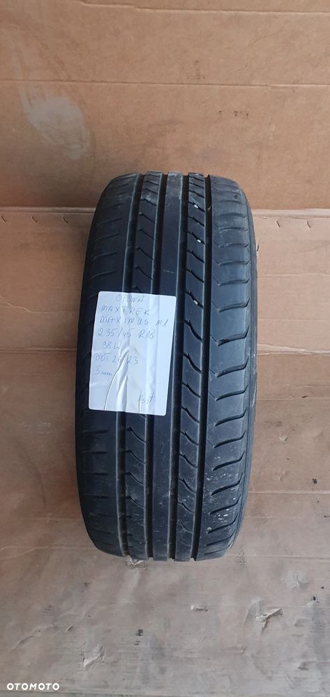 1X Opona Maxtrek Maximus M1 235/45 r18 2623 5mm - 1