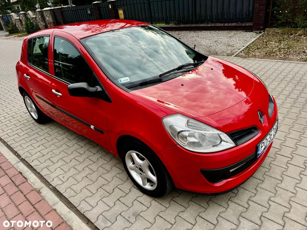 Renault Clio - 2