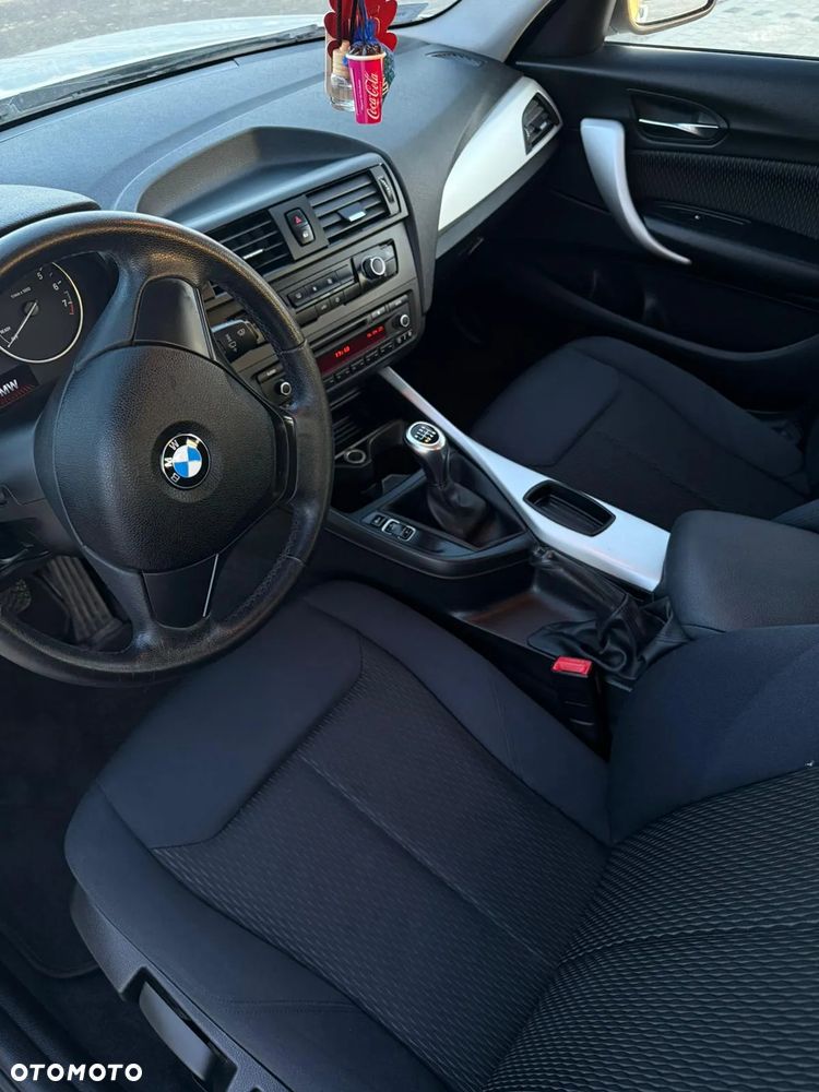 BMW Seria 1 - 23