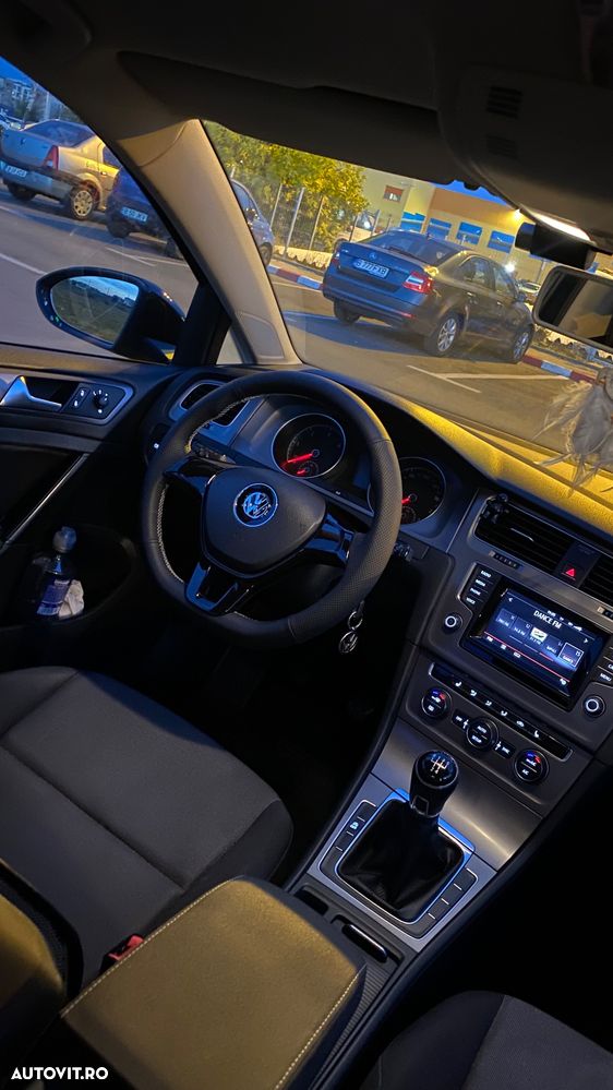 Volkswagen Golf 1.6 TDI 4Motion BMT Comfortline - 12