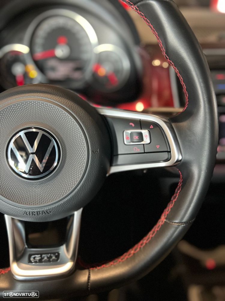 VW Up! - 23