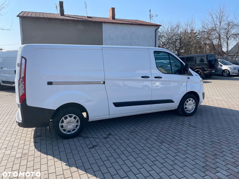 Ford Transit Custom - 8