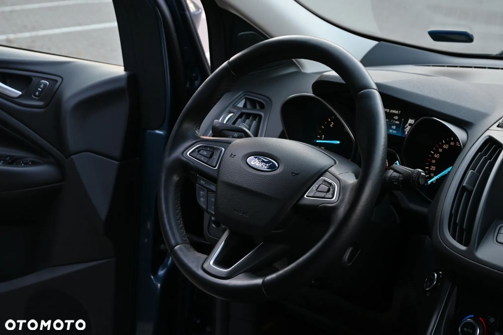 Ford Kuga 2.0 TDCi 4x2 Titanium - 20