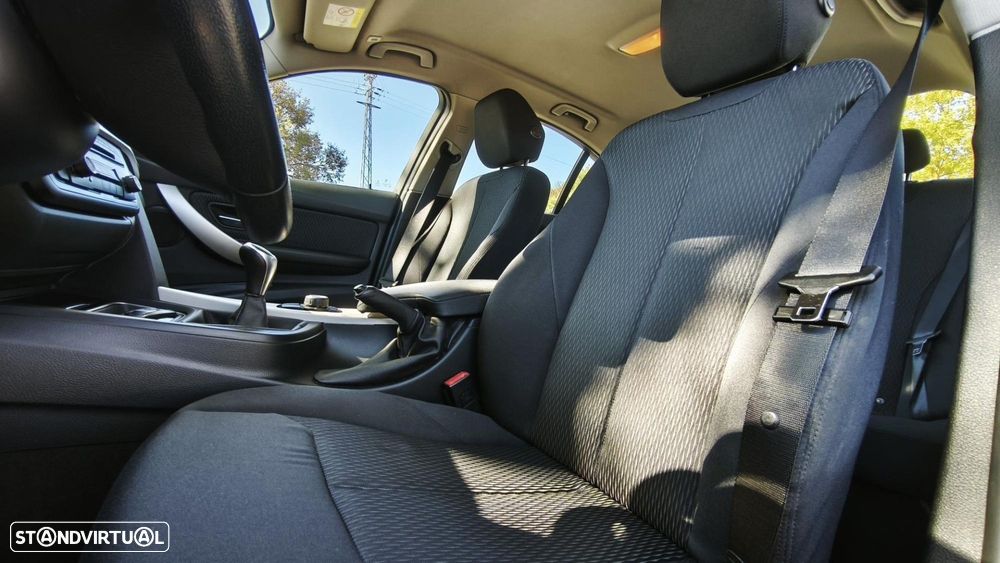 BMW 318 d Line Modern - 10