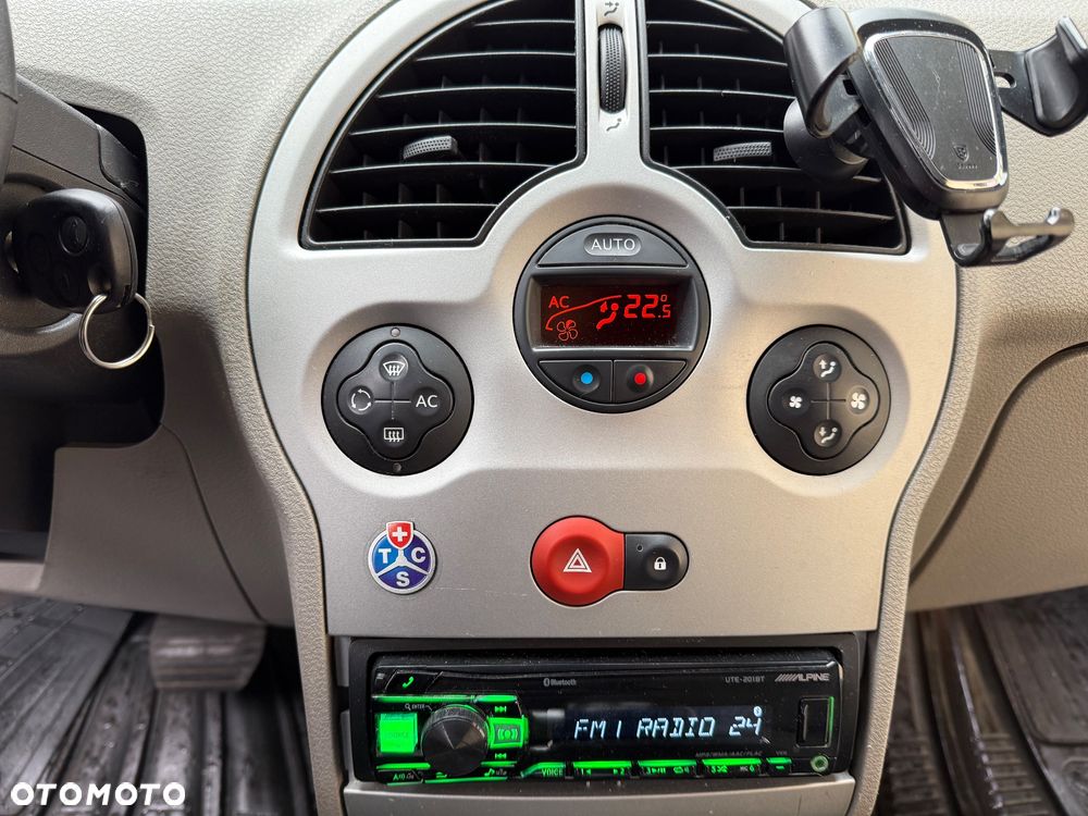 Renault Modus 1.6 16V ESP Dynamique - 13